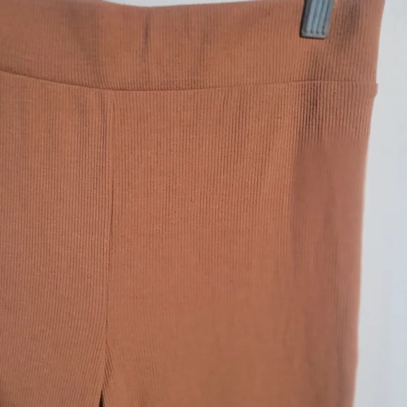 Aerie Camel Flare Pants Womens Size Medium - Picture 4 of 4